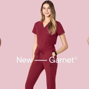 Mandala Scrubs - Garnet